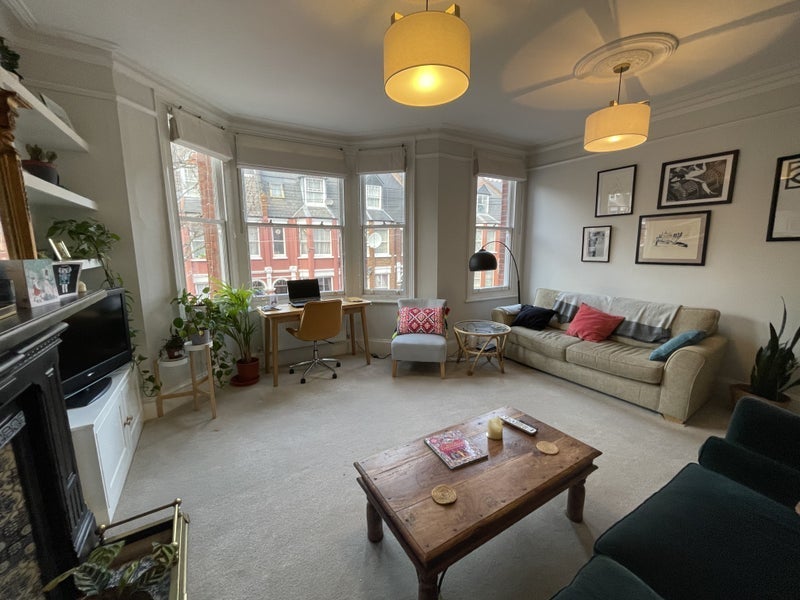 Room Franchise Place in Greater London