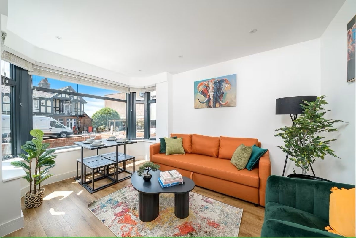 Flat London Road in St Albans