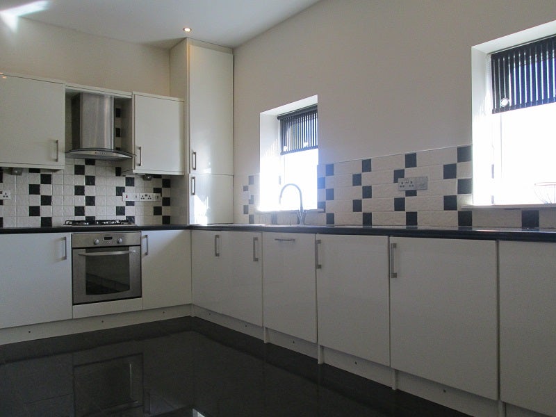Flat Sketty Road in Swansea