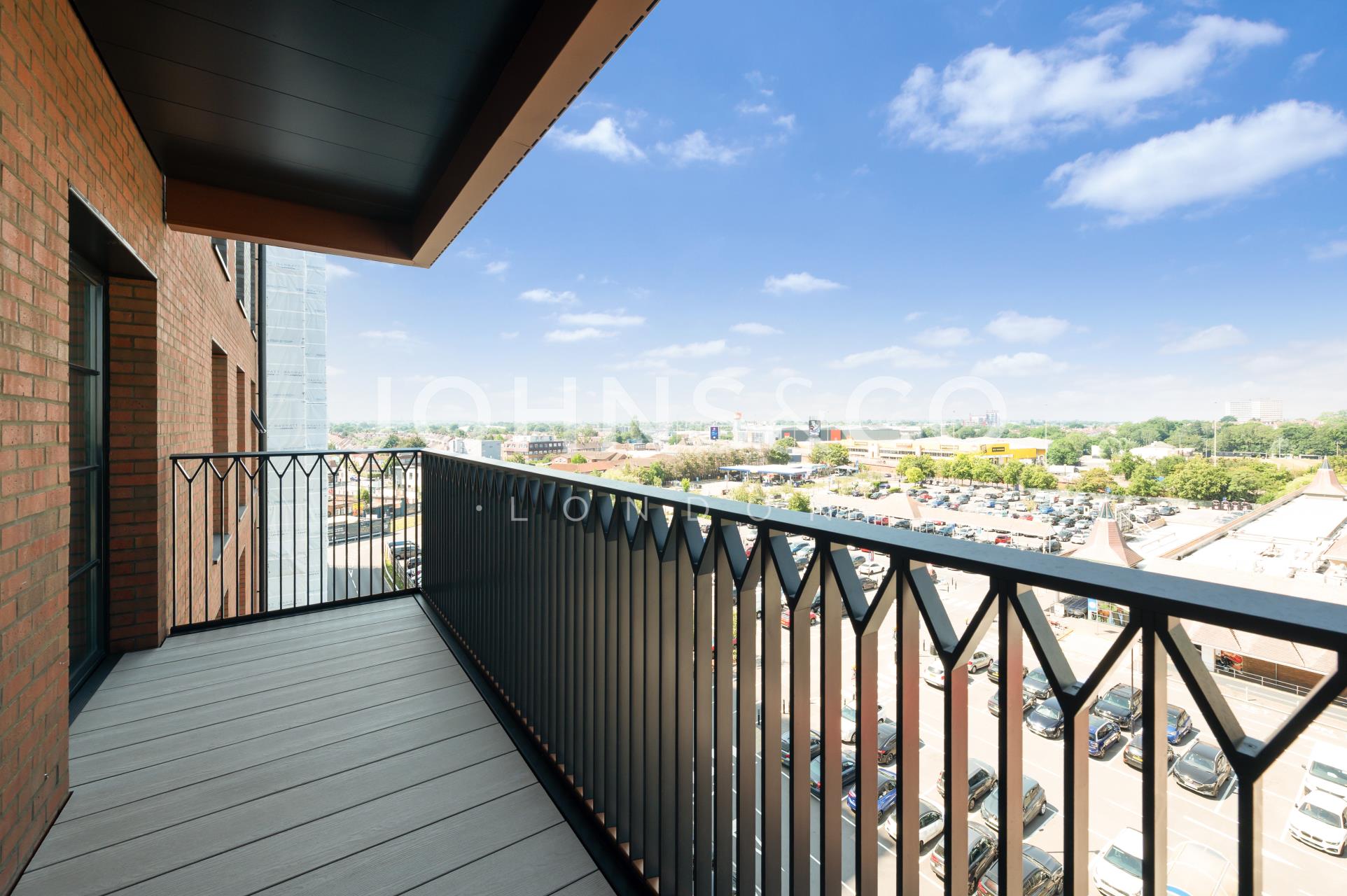 Flat Burlington Road in Greater London