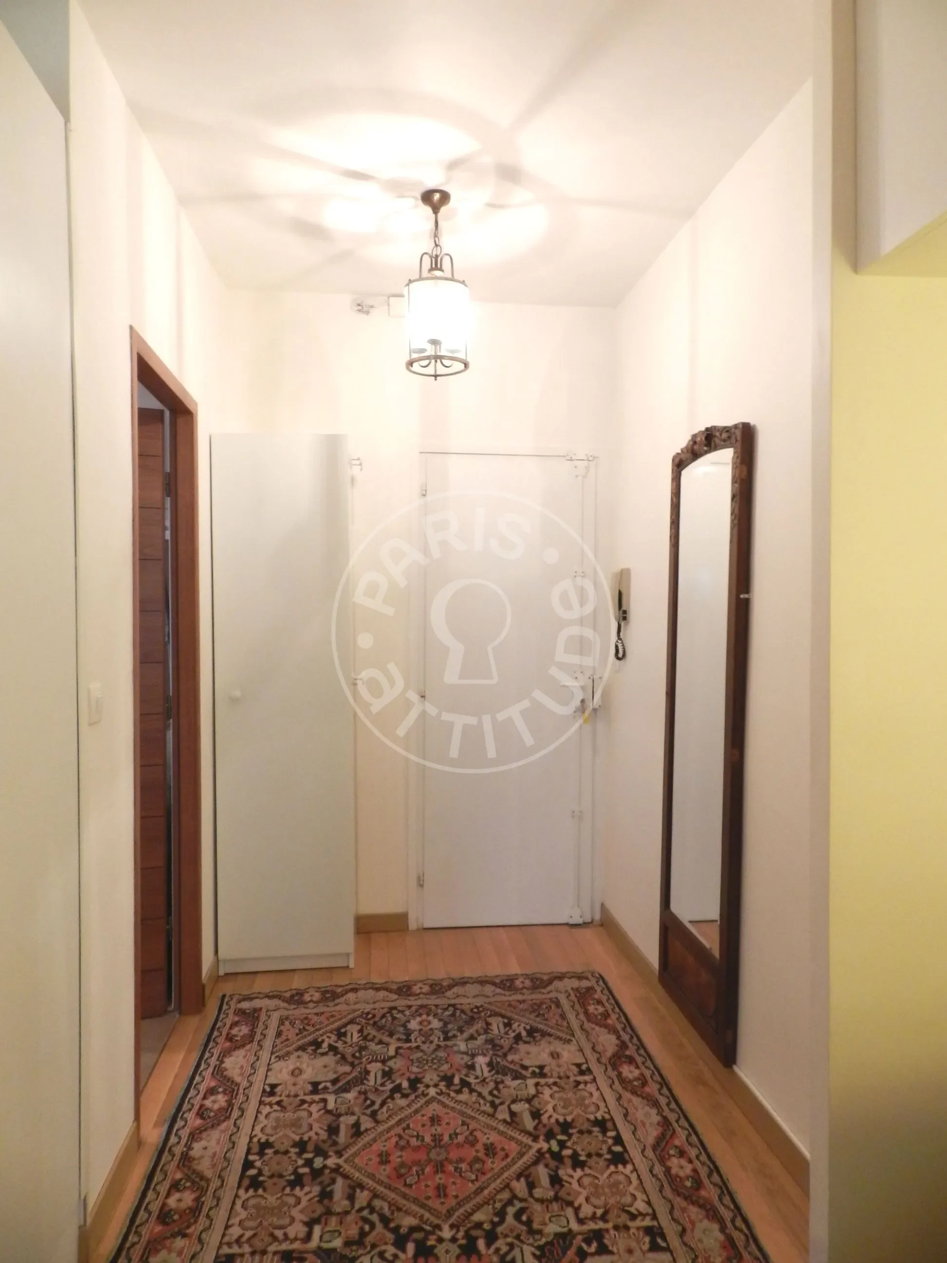 Appartement Rue de l'Armée d'Orient à Paris