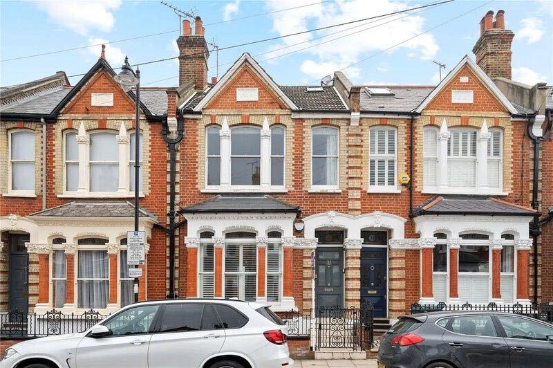 Room Liberia Road in Greater London