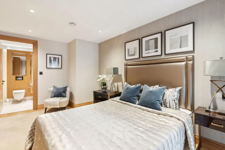Flat Ponsonby Place in City of Westminster