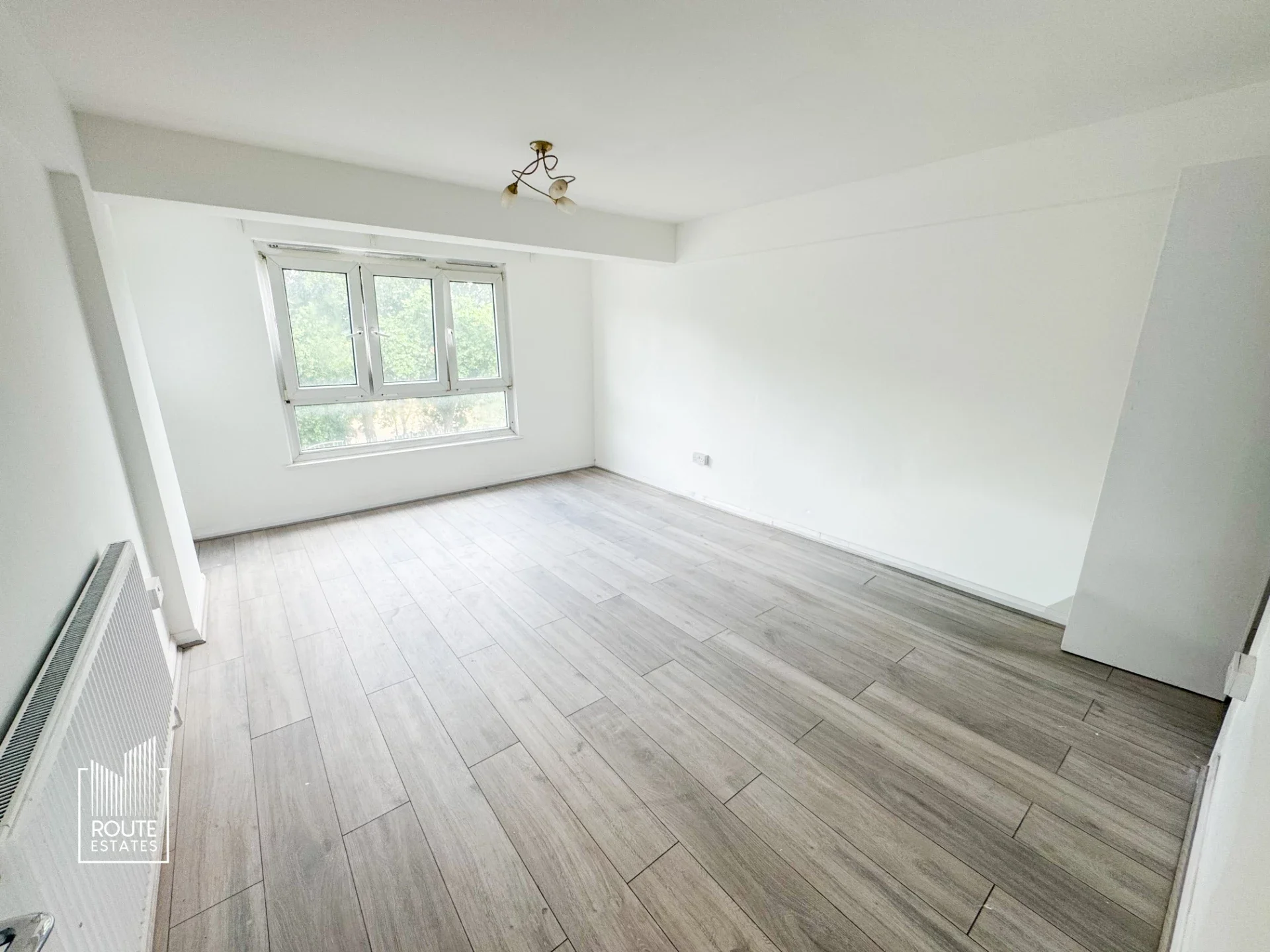Flat Paul Street in Greater London