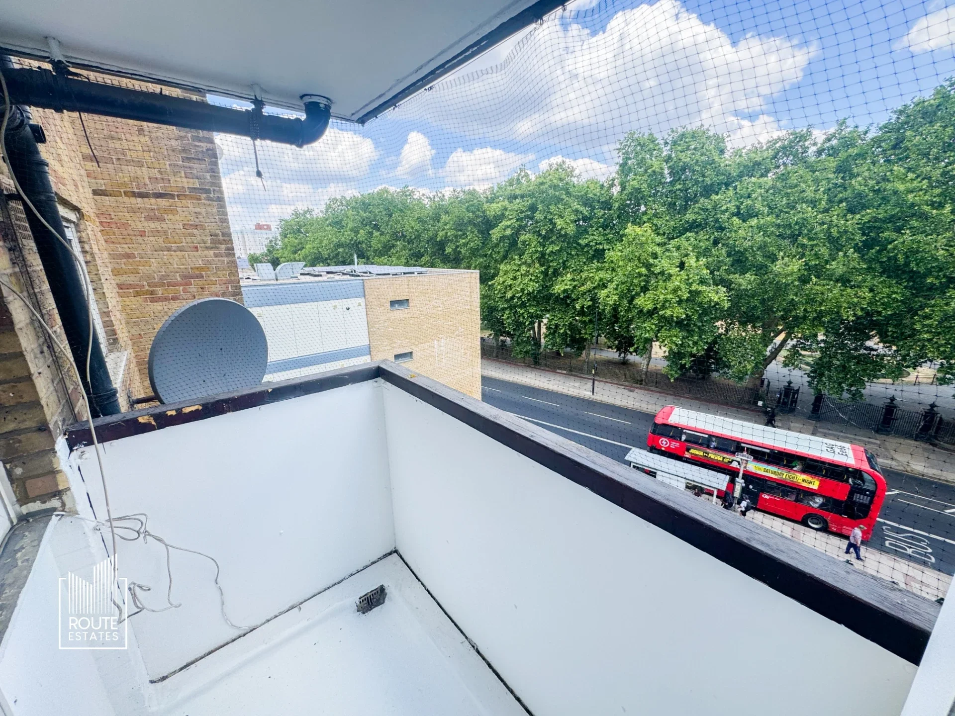Flat Paul Street in Greater London