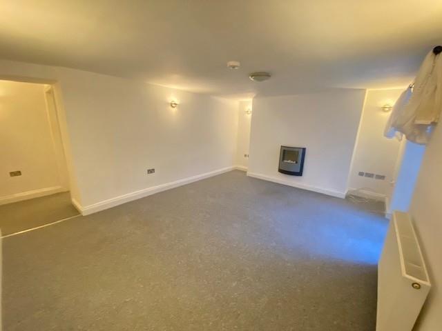 Flat Connaught Avenue in Plymouth