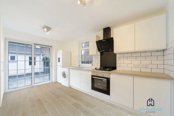 Flat Russell Road in London