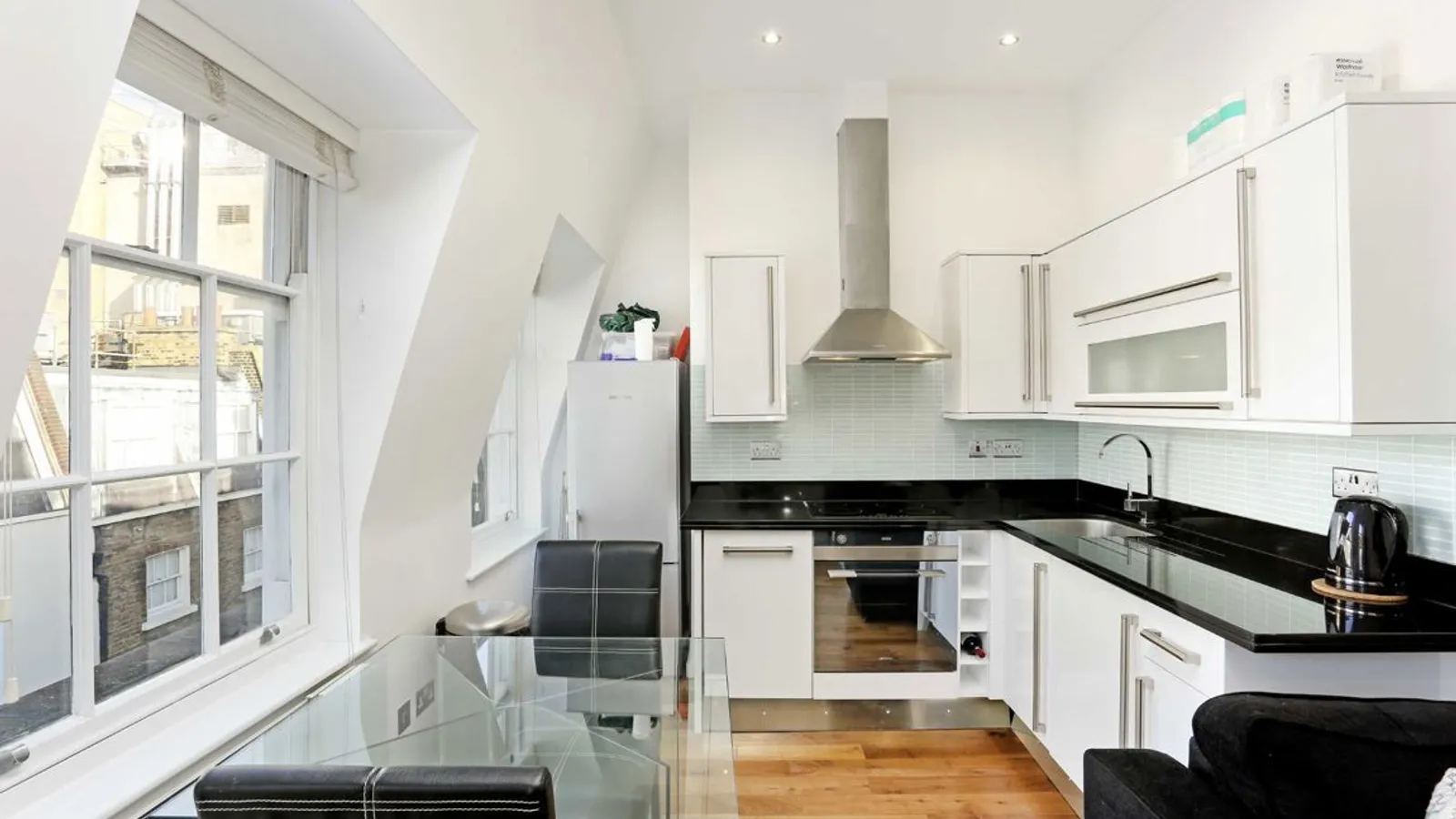 Flat St. James's Place in City of Westminster