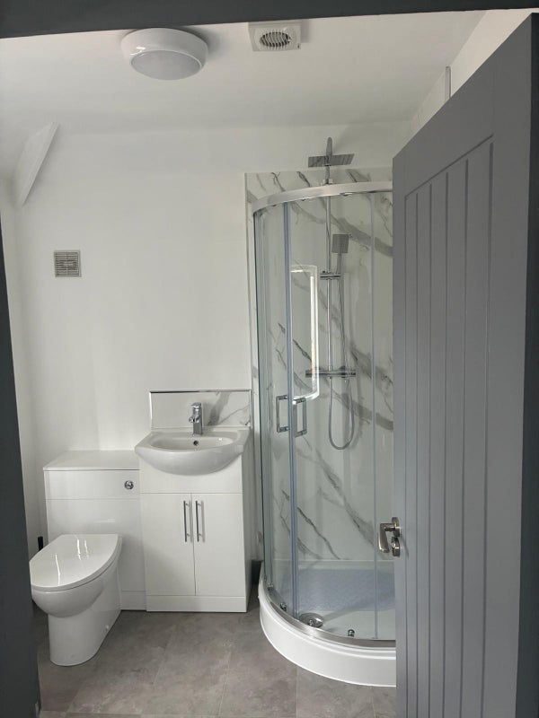 Room Rubery Farm Grove in Birmingham