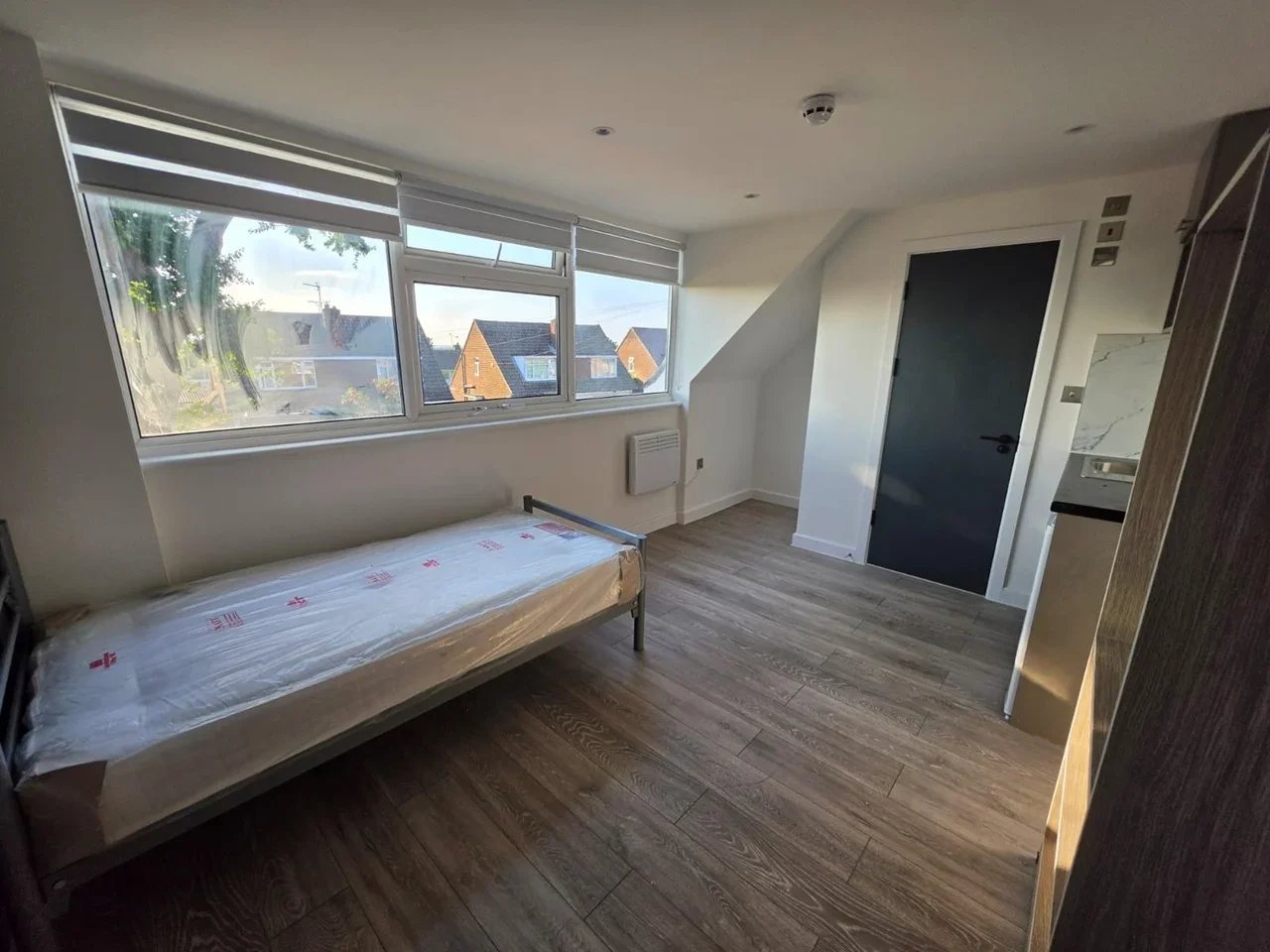 Flat Albemarle Avenue in Hertsmere