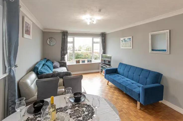 Flat Rampart Terrace in Southend-on-Sea