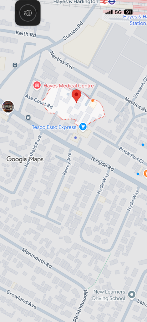 Flat Sandow Crescent in Greater London