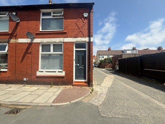 Flat Newton Road in Hoylake
