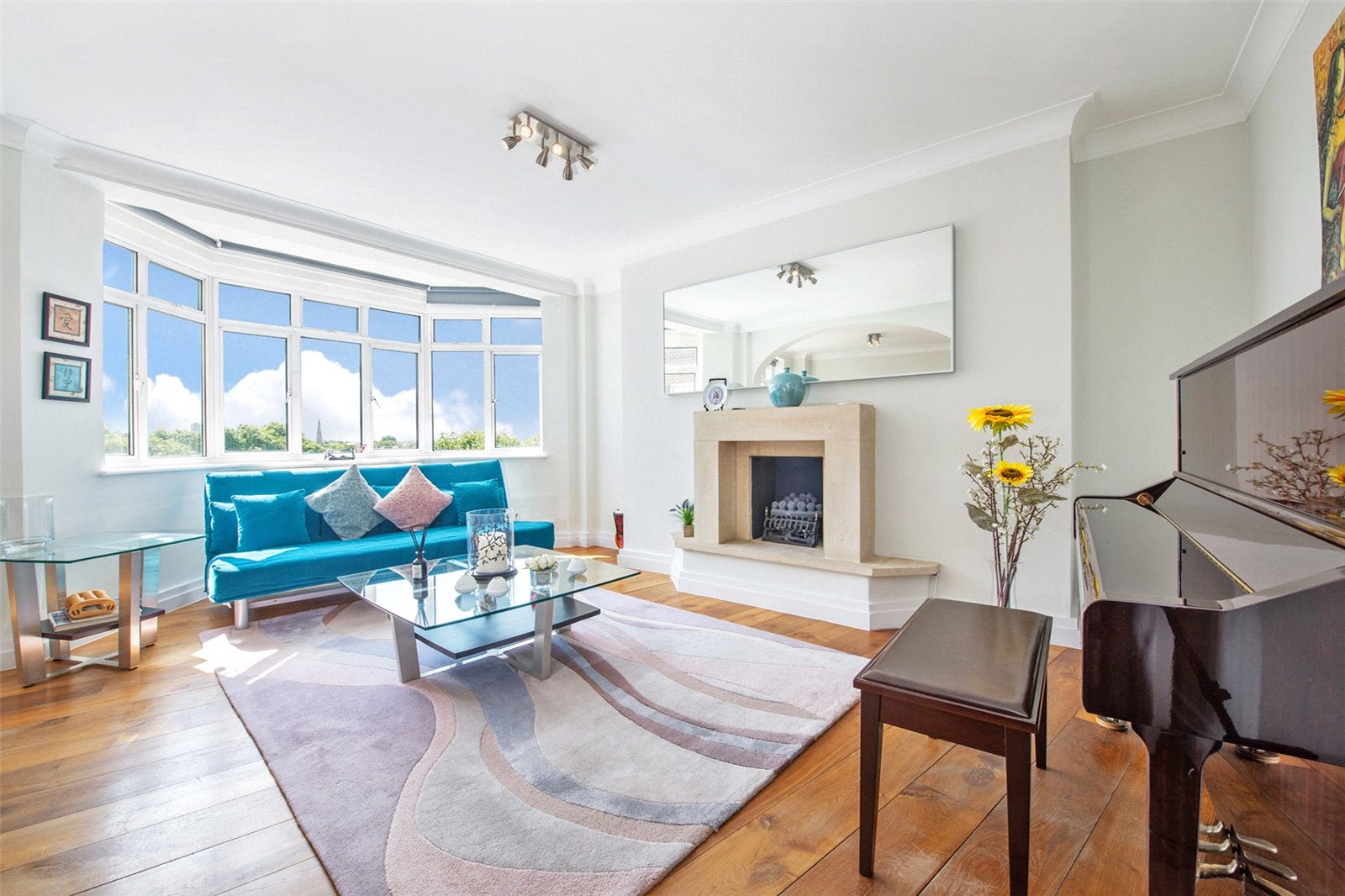 Flat Old Brompton Road in Greater London