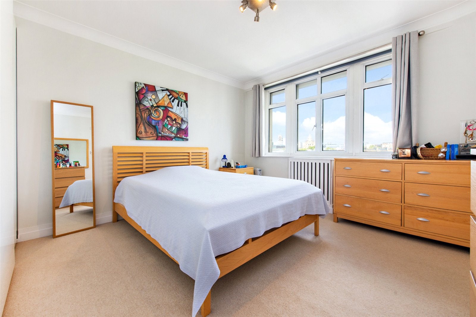 Flat Old Brompton Road in Greater London