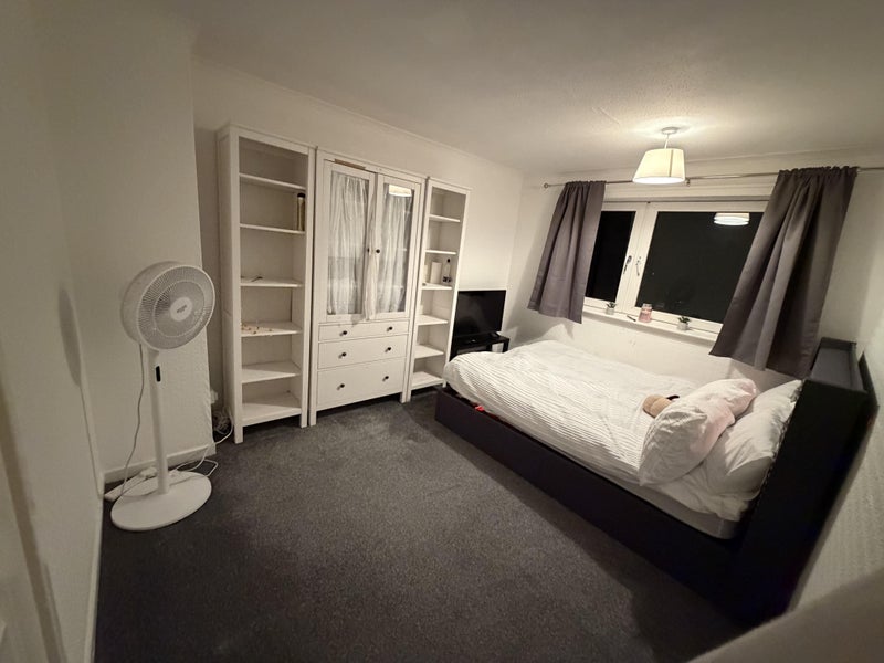 Room Glen Urquhart in East Kilbride
