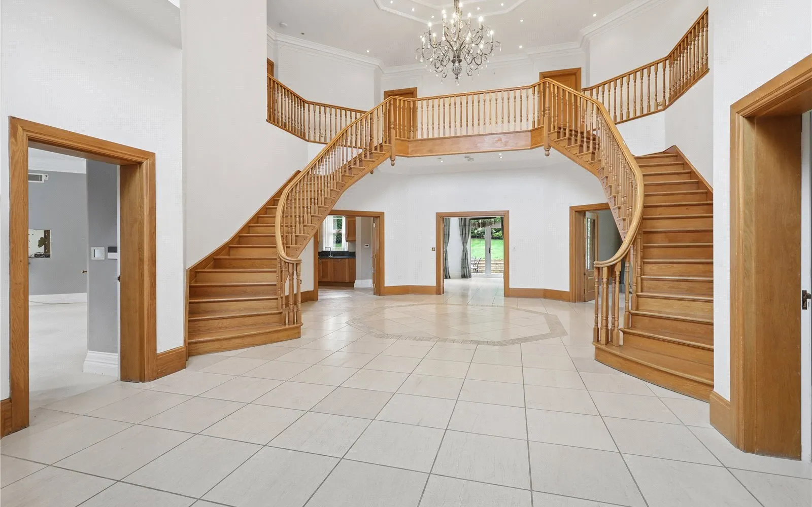 House The Heath in Elmbridge