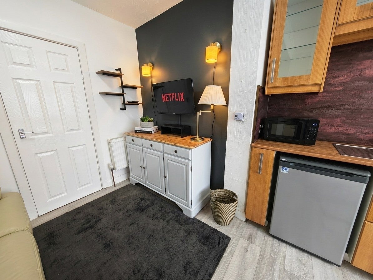 Room Nightingale Road in Greater London
