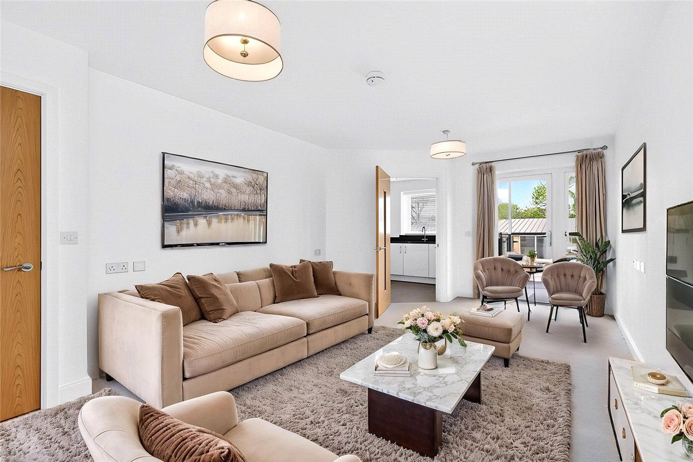 Flat Queens Road in Elmbridge
