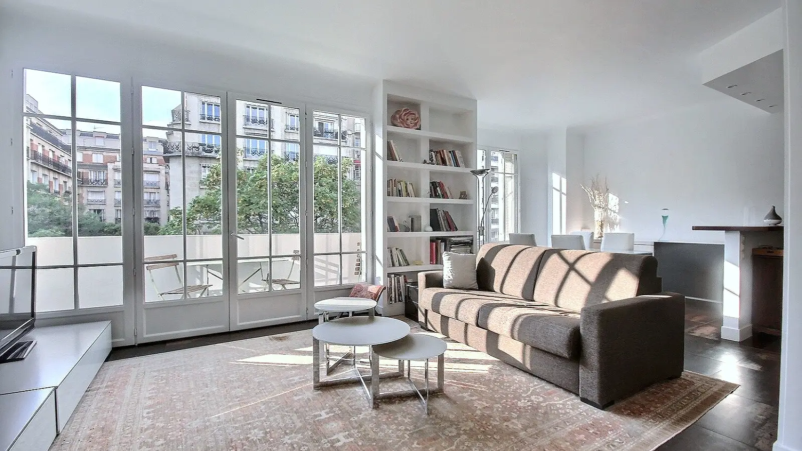 Appartement Avenue de Versailles à Paris