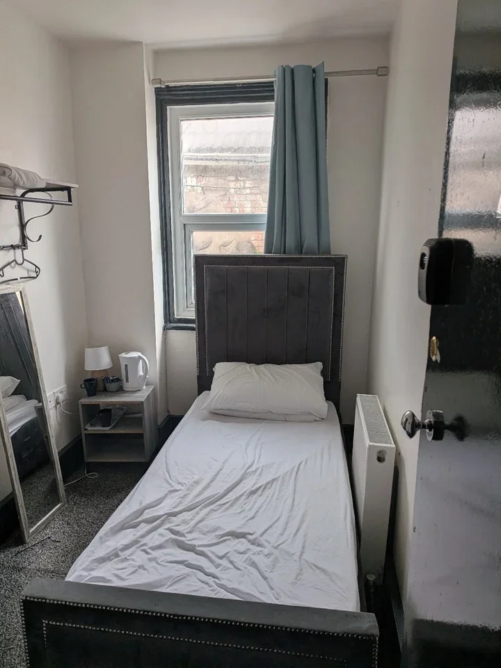 Room York Street in Blackpool