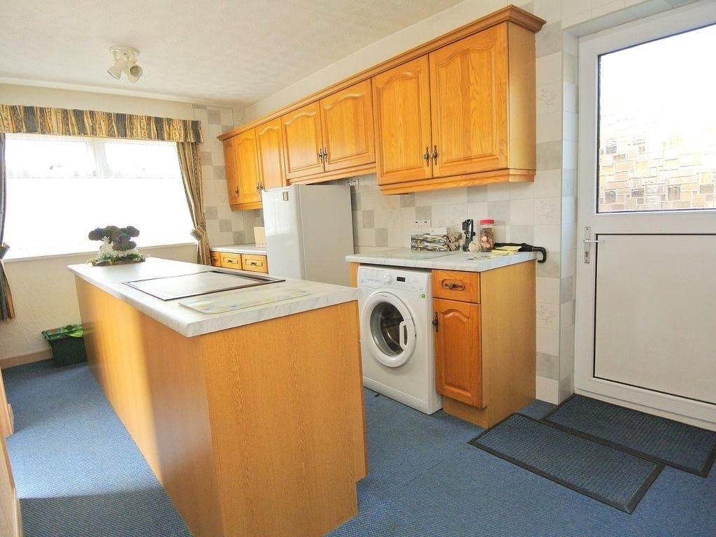 House Oak Way in Greater London
