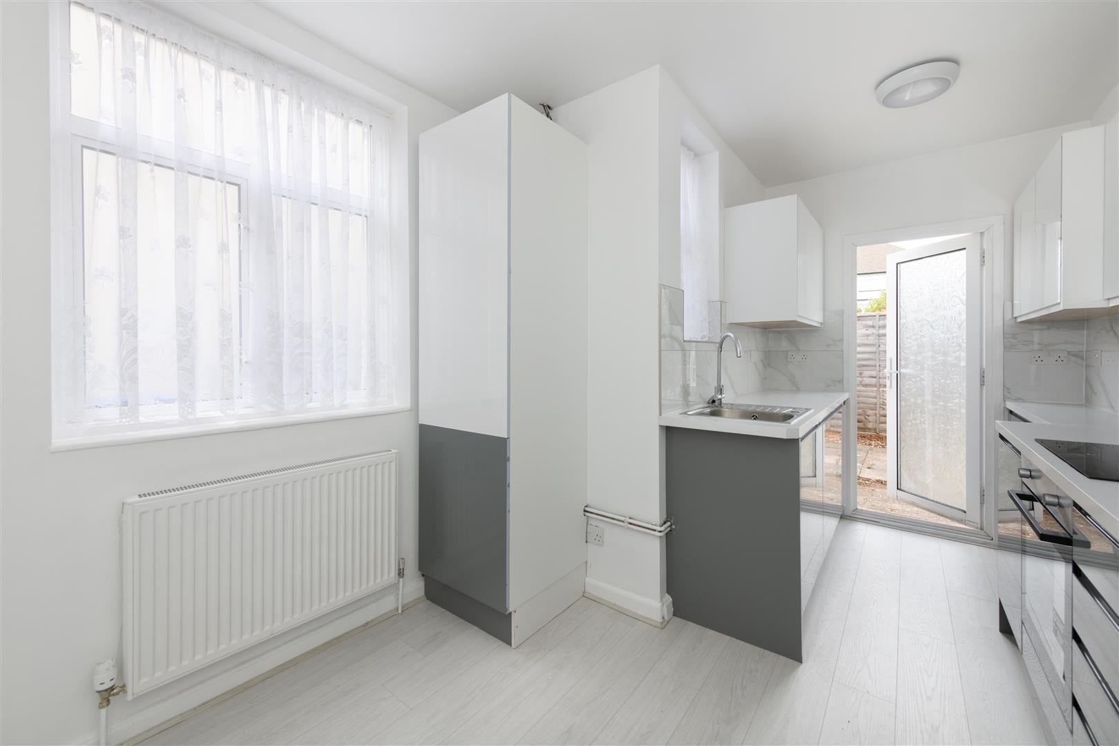 Flat Lakenheath in Greater London