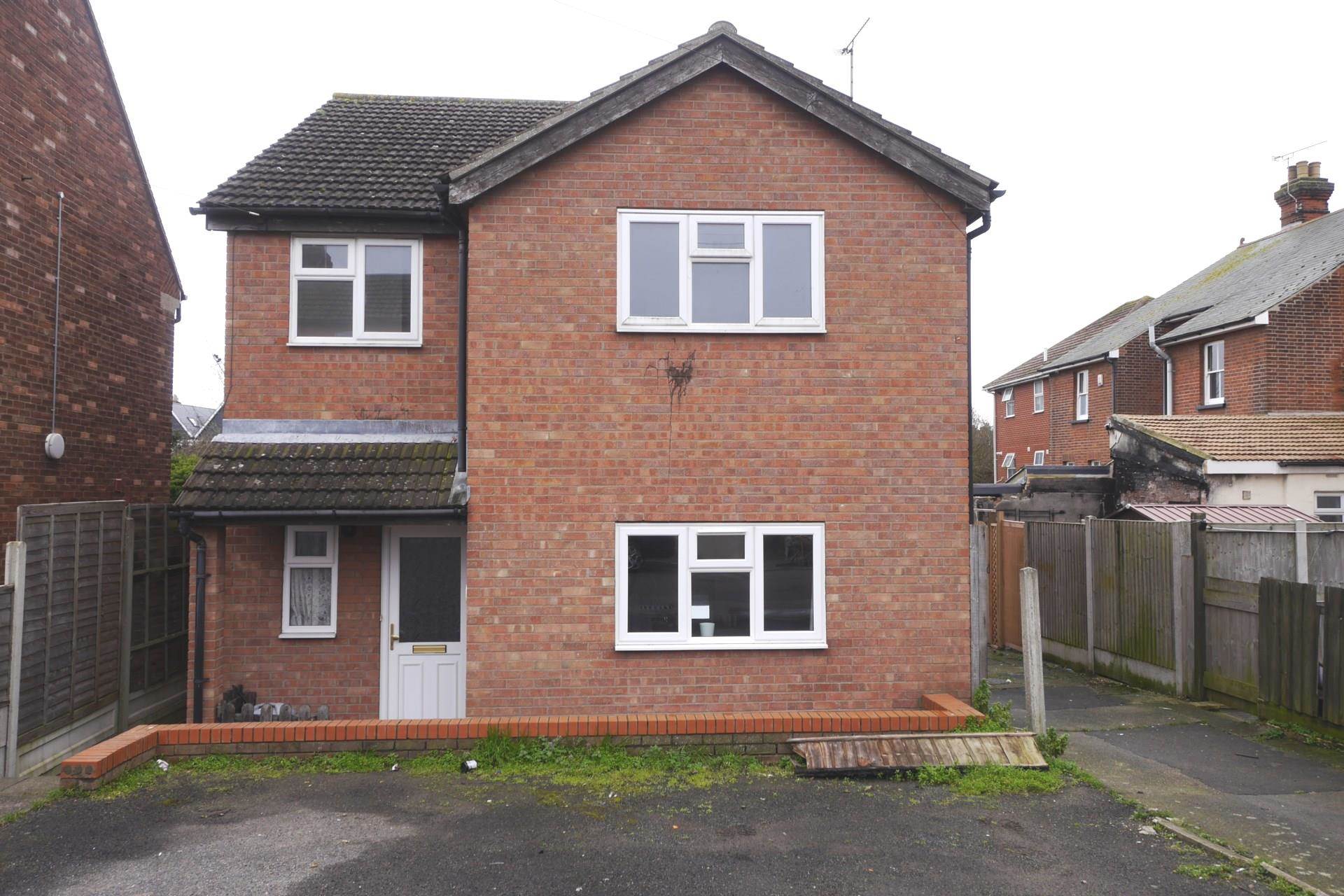 Flat Albemarle Street in Harwich