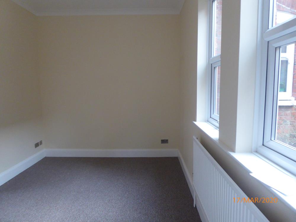 Flat Kimbolton Avenue in Bedford