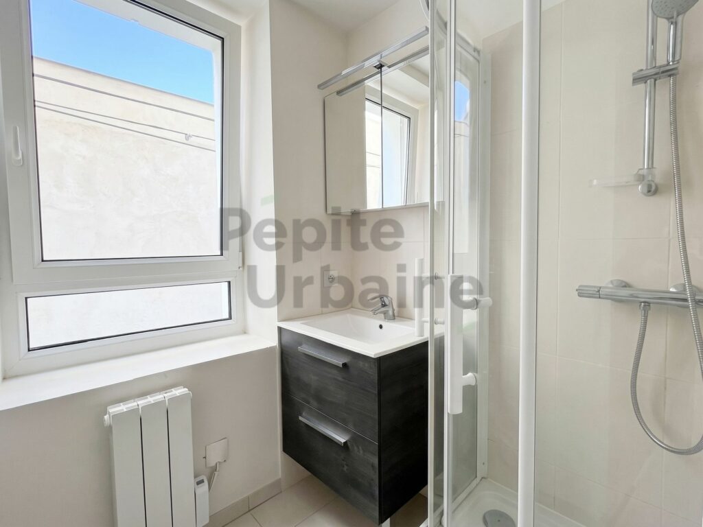 Flat Rue de Bel Air in Nantes