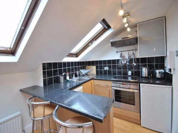 Flat Lillie Road in Greater London