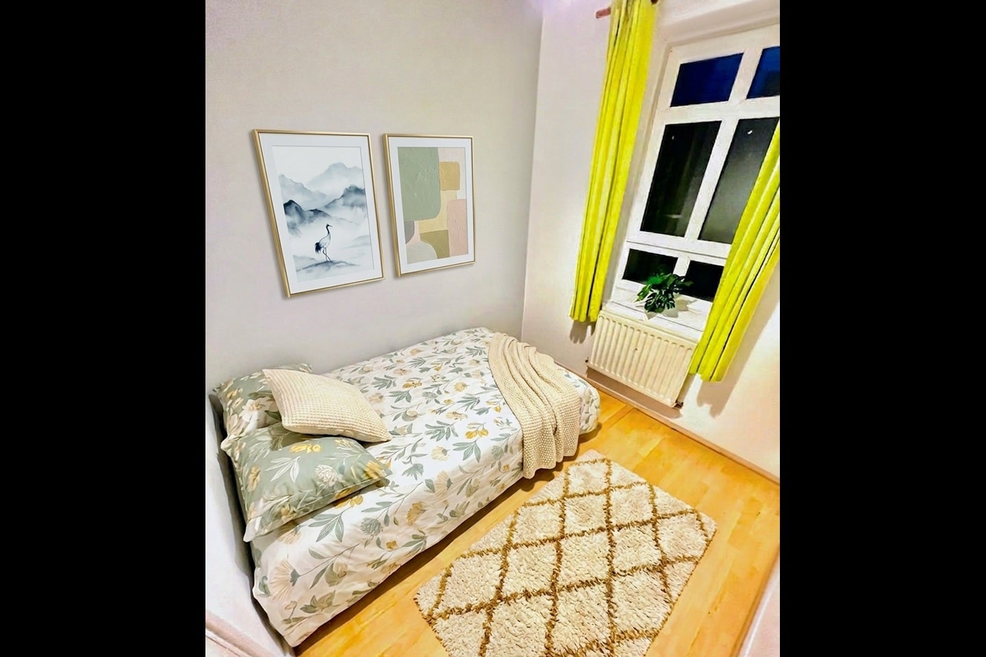 Room Retreat Place in Greater London
