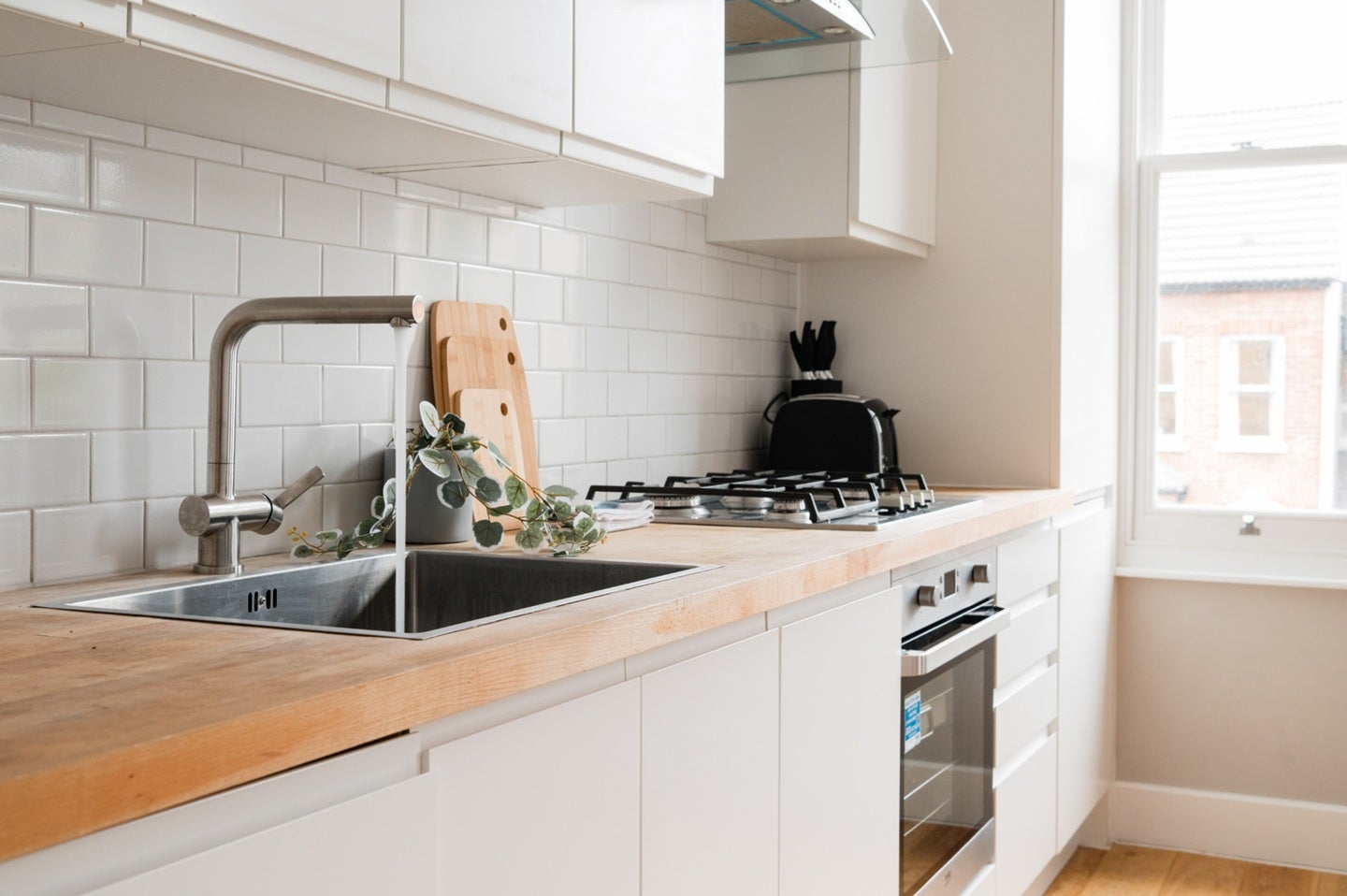 Flat Boveney Road in Greater London
