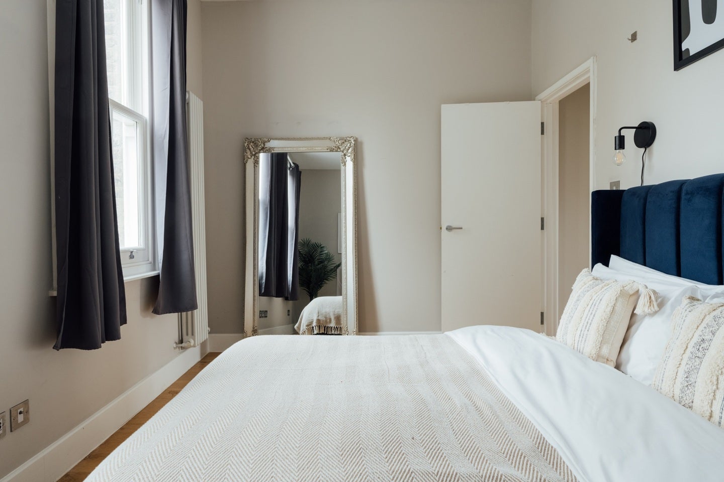 Flat Boveney Road in Greater London