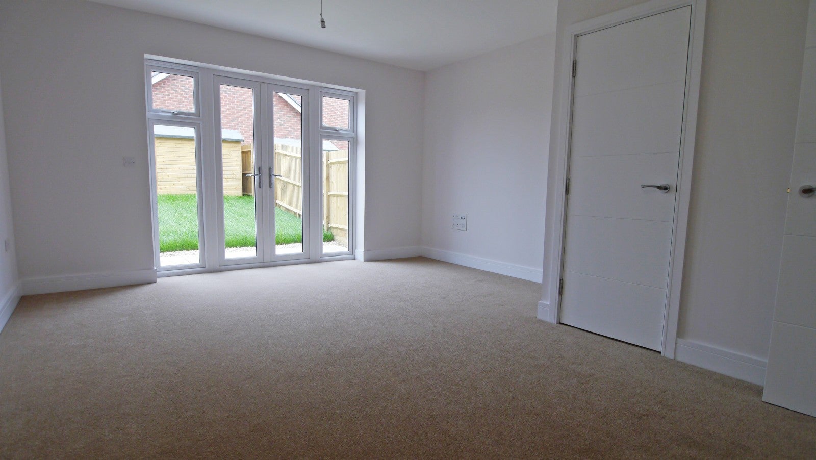 House Huntley Mews in Horsham
