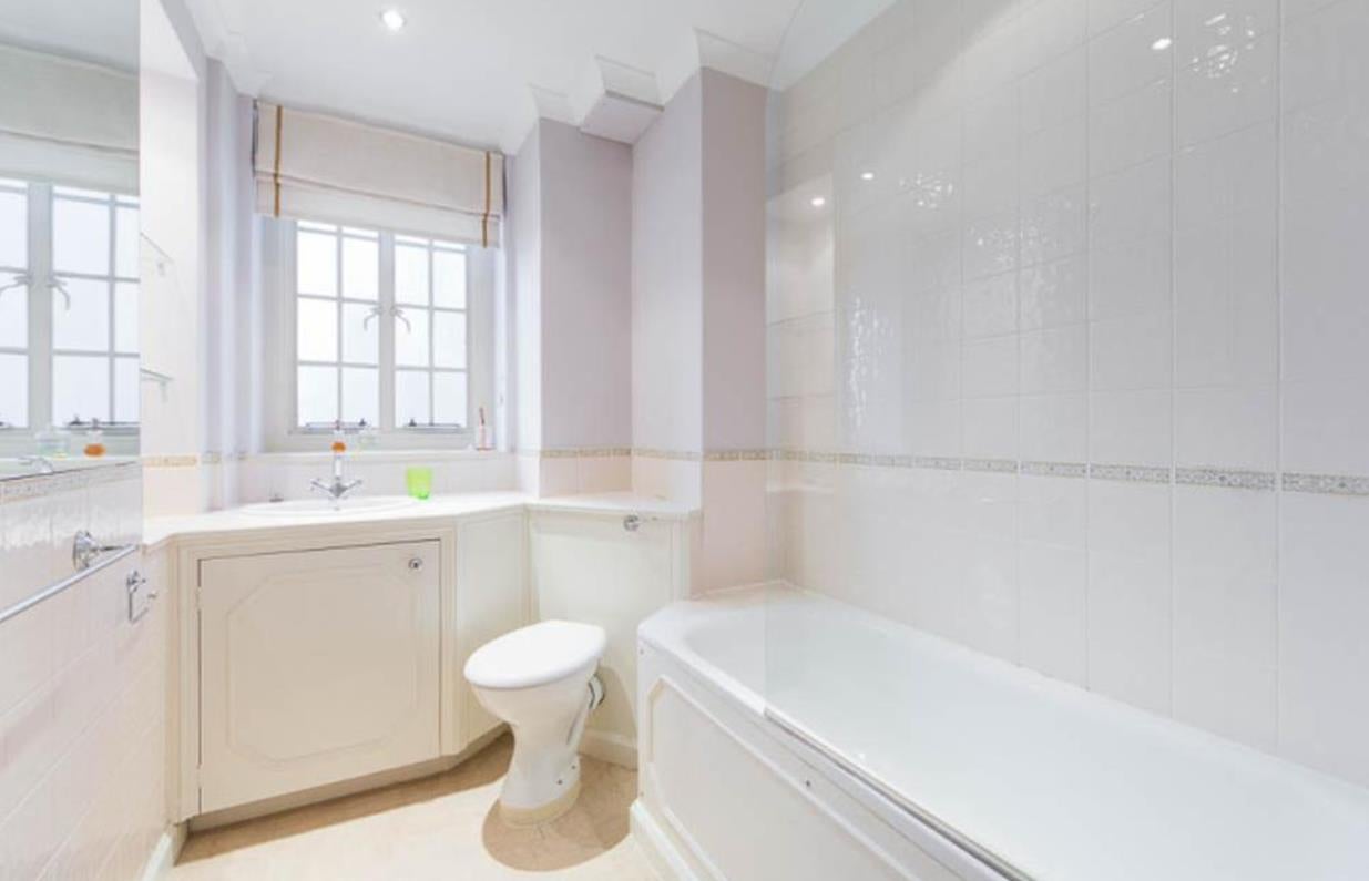 Flat Gloucester Place in City of Westminster