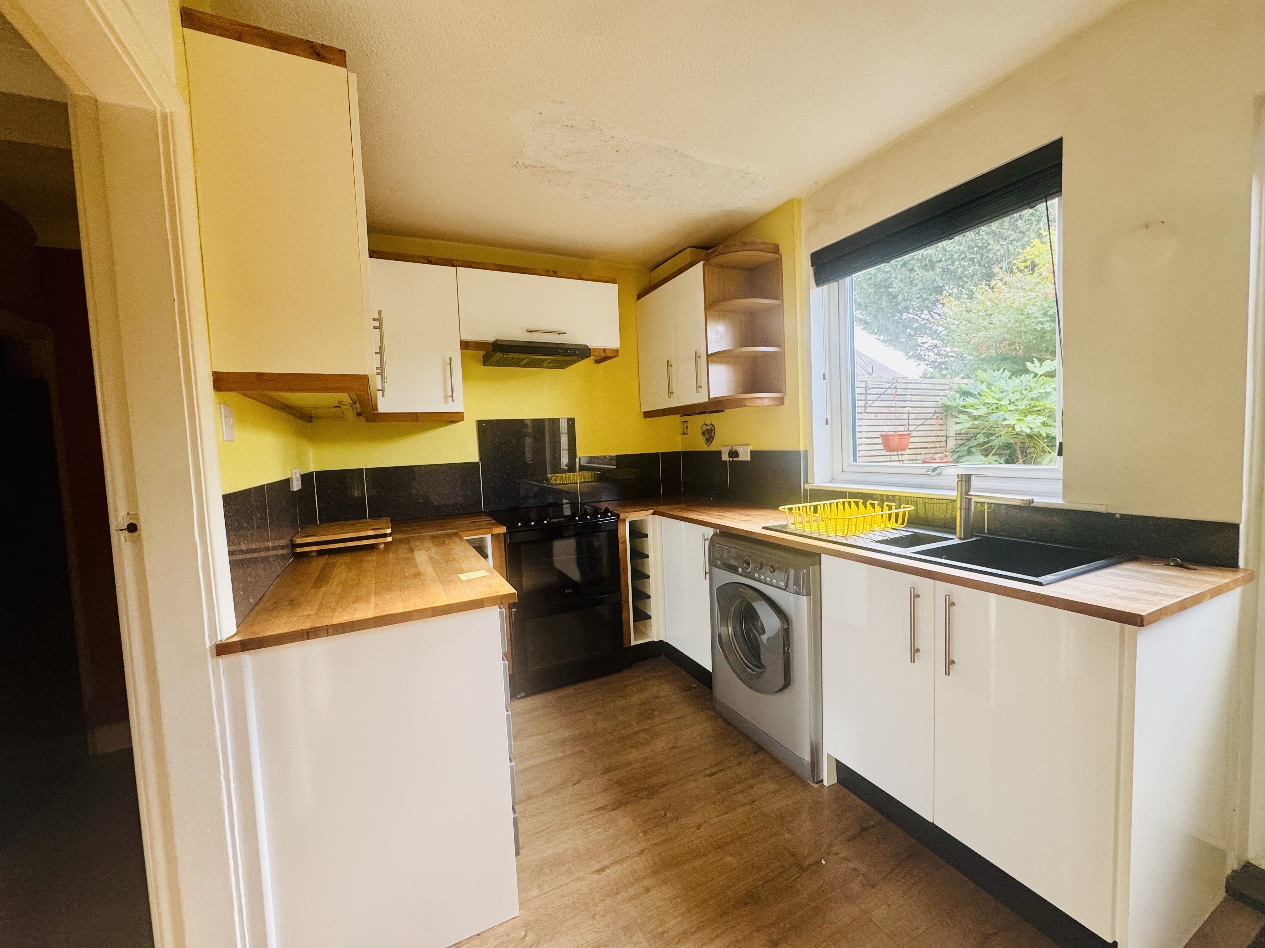 House Priory Road in Wellingborough