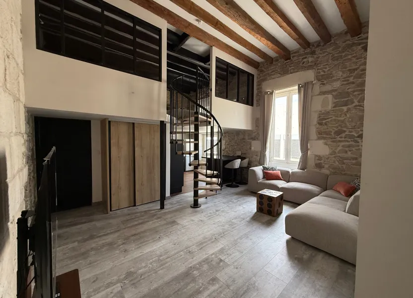 Flat Rue Scatisse in Nîmes