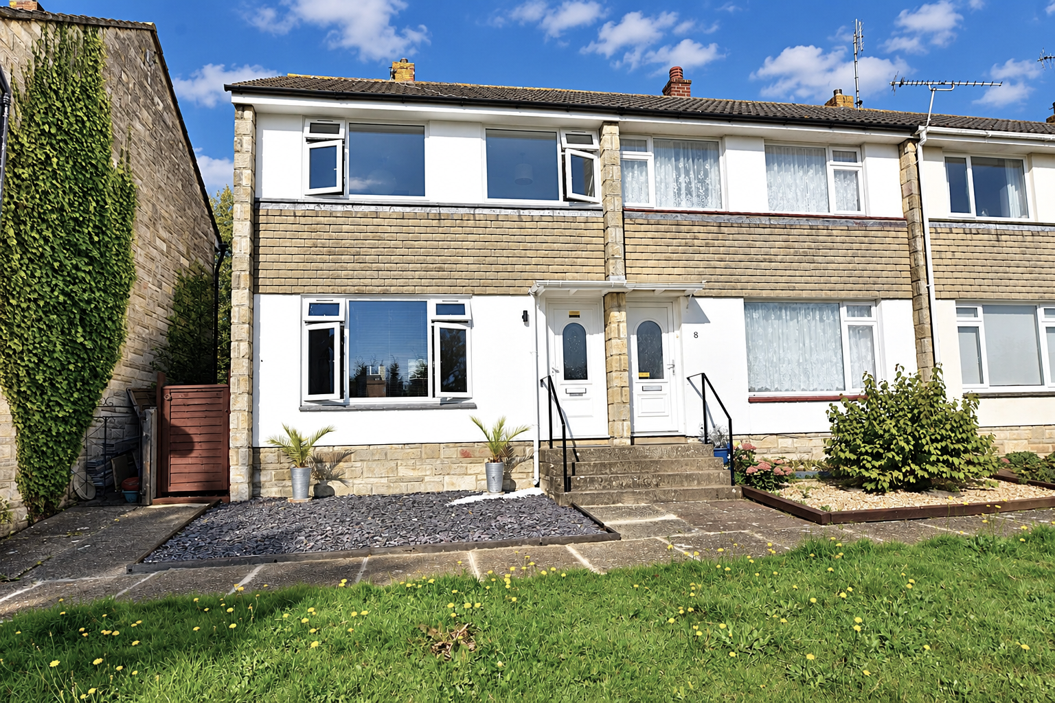 House Sandcroft Avenue in Ryde