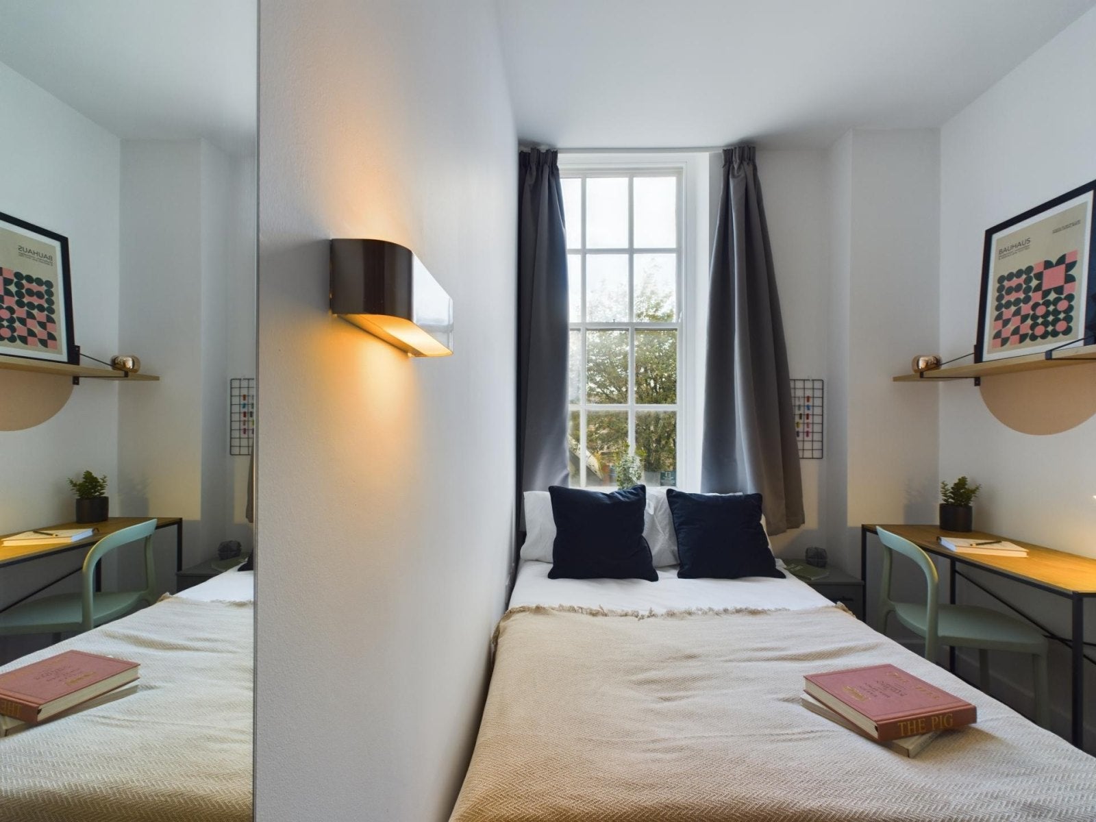 Room Market Square in Lancaster