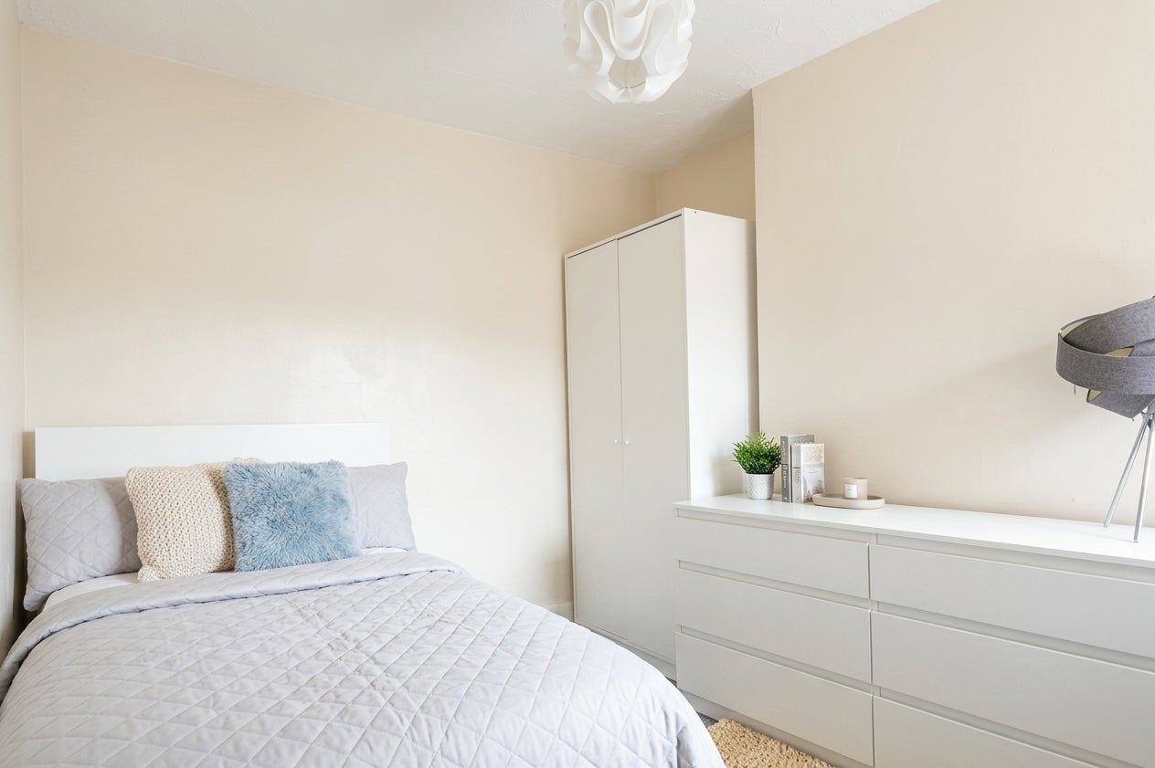 Room Worcester Street in Gloucester