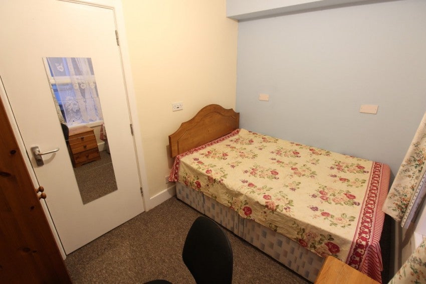 Flat Portswood Road in Southampton