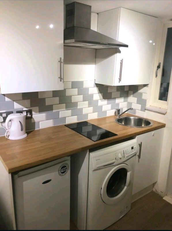 Room Nelson Street in Greater London