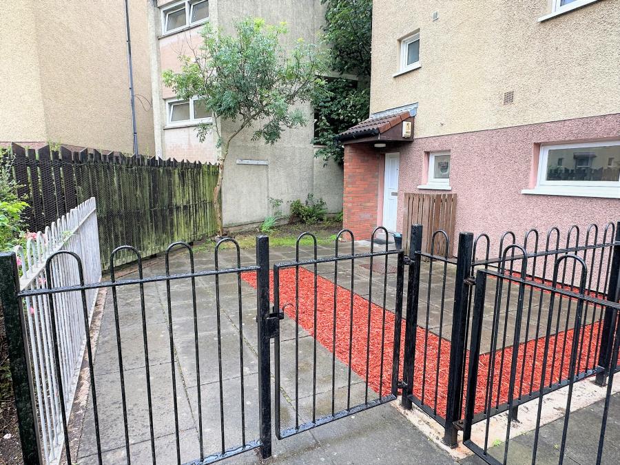 Flat Dunbar Park in Dundee
