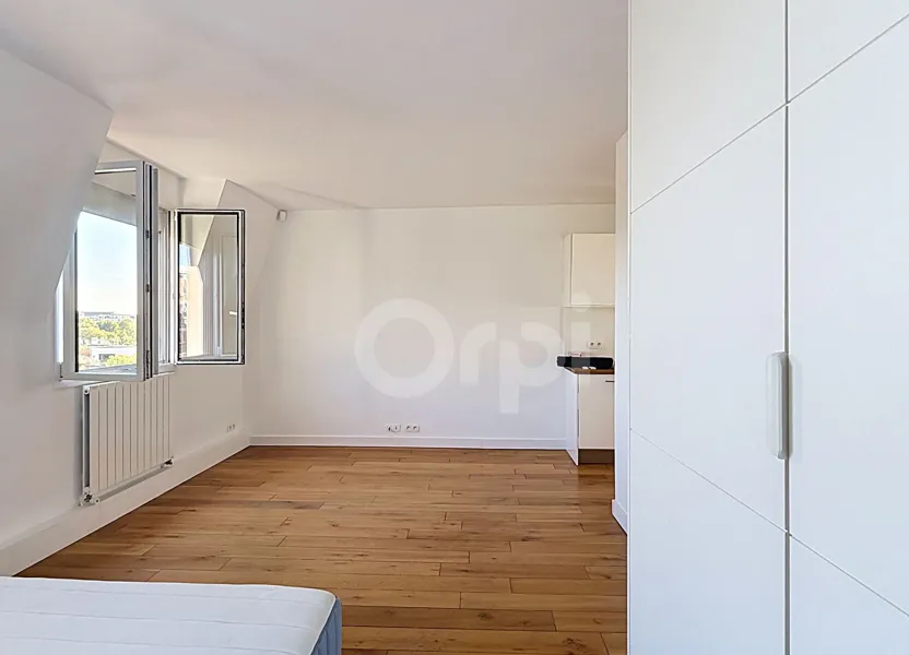 Room Square Chanton in Neuilly-sur-Seine
