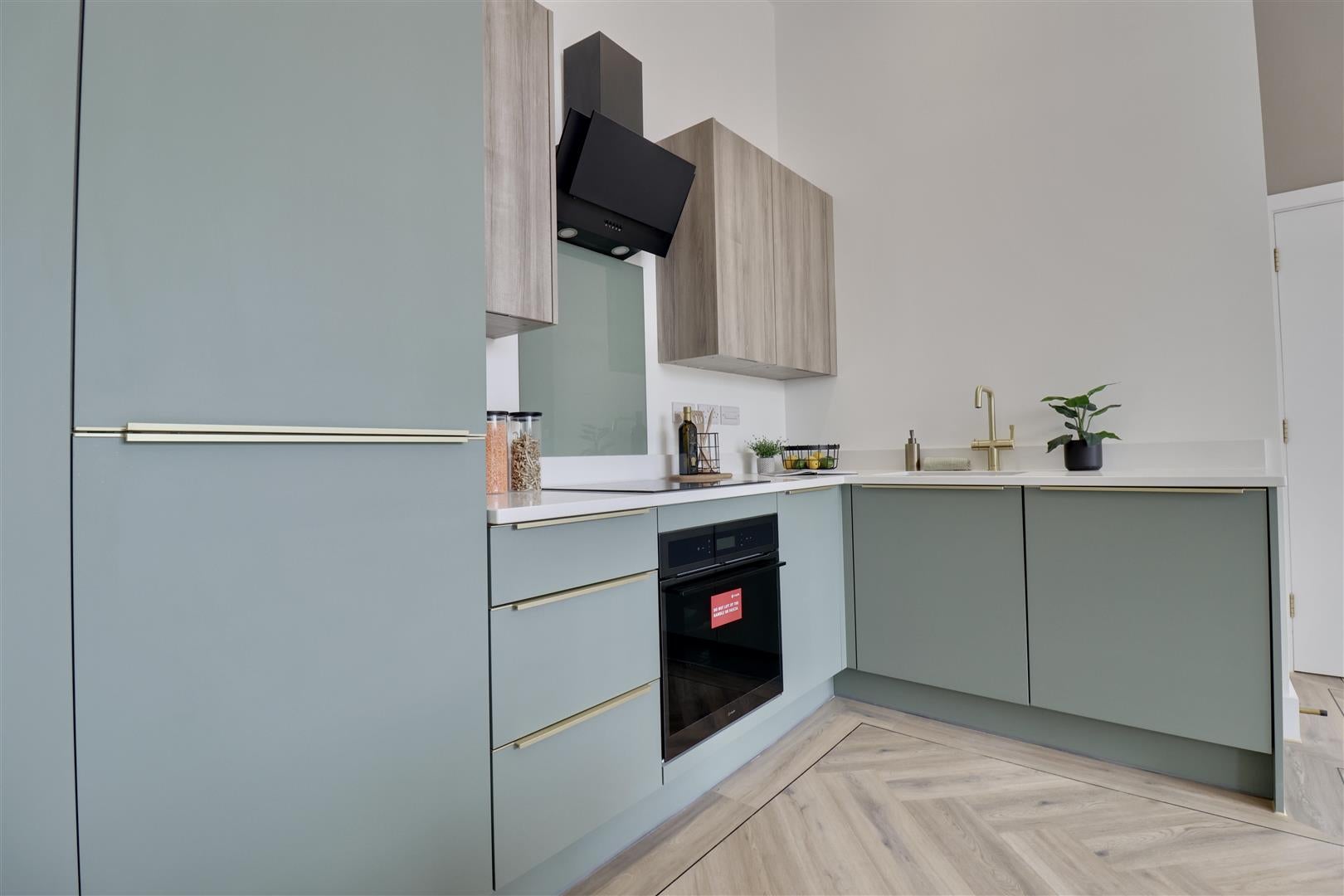 Flat Palmerston Road in Portsmouth