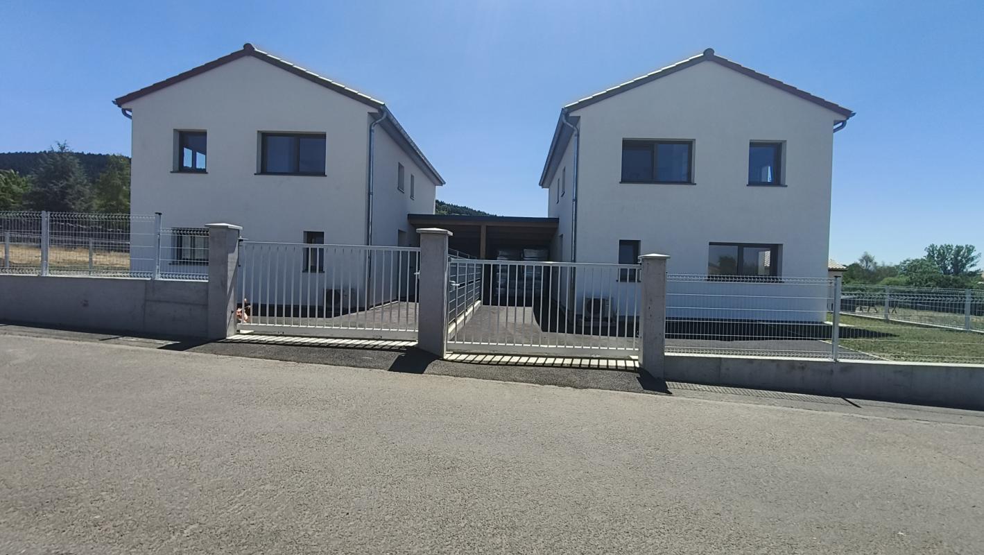 Maison Route de Lair à Siaugues-Sainte-Marie