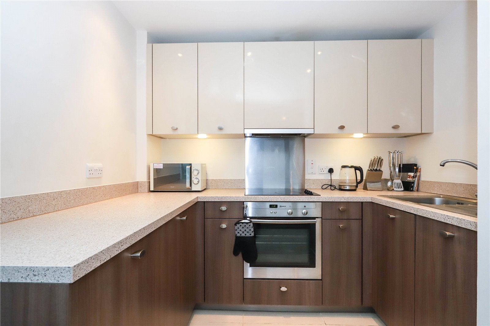 Flat Meadowside Quay Walk in Glasgow