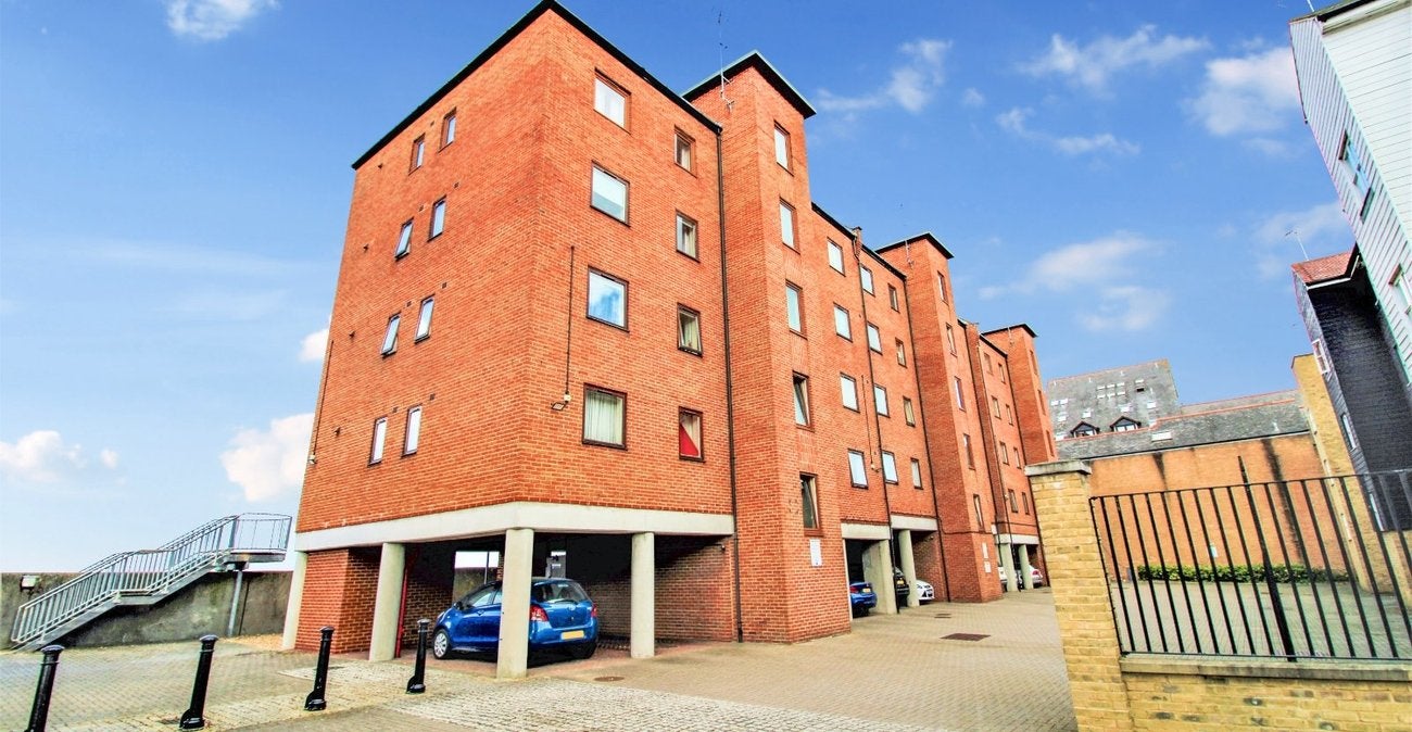 Flat King Street in Gravesham
