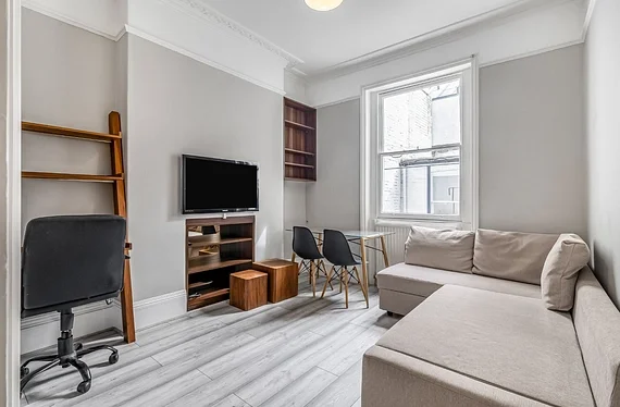 Flat Gloucester Place in City of Westminster